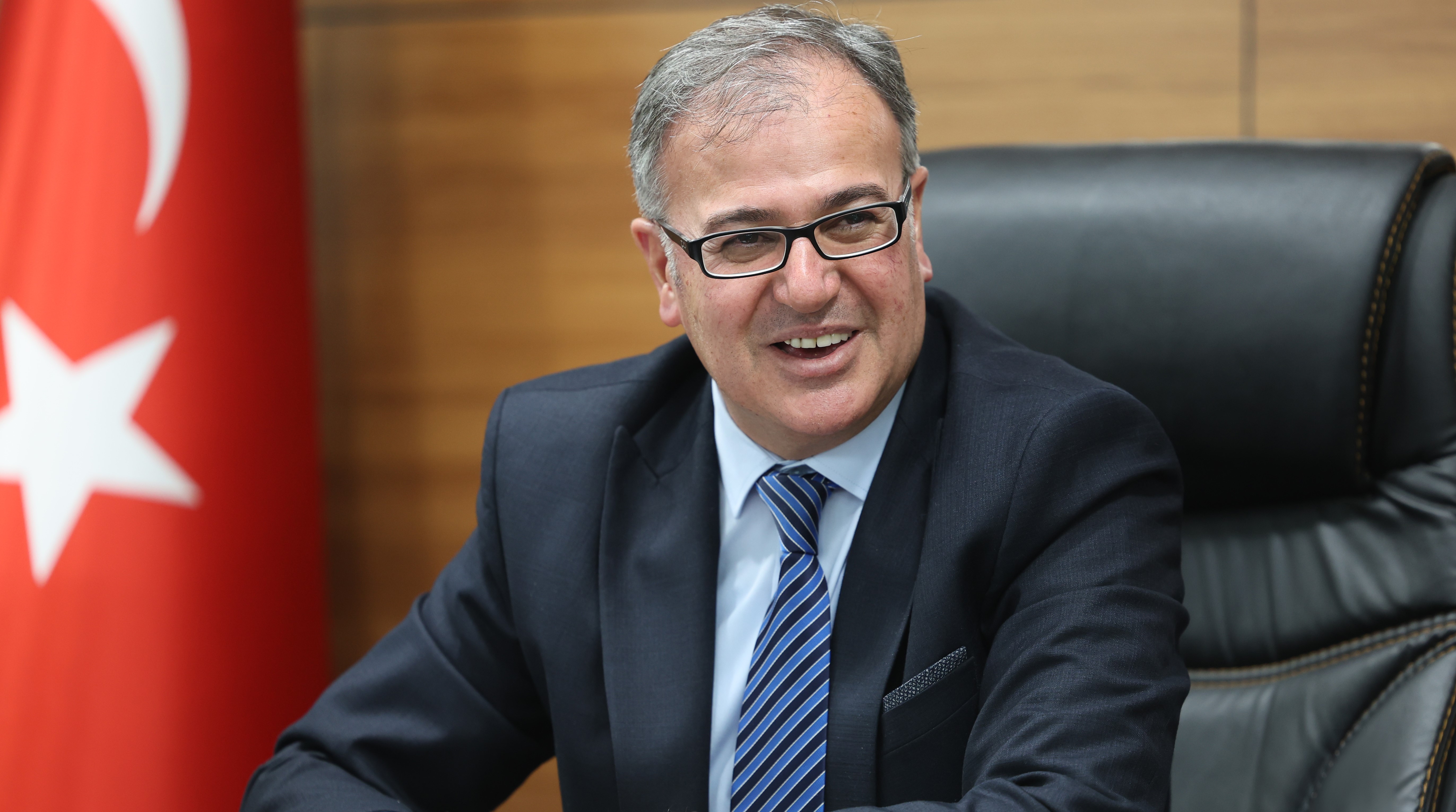 BAŞKAN ÖZDOĞAN: “GÜÇLÜ YARINLARIMIZIN EN ÖNEMLİ GÜVENCESİ EĞİTİM”