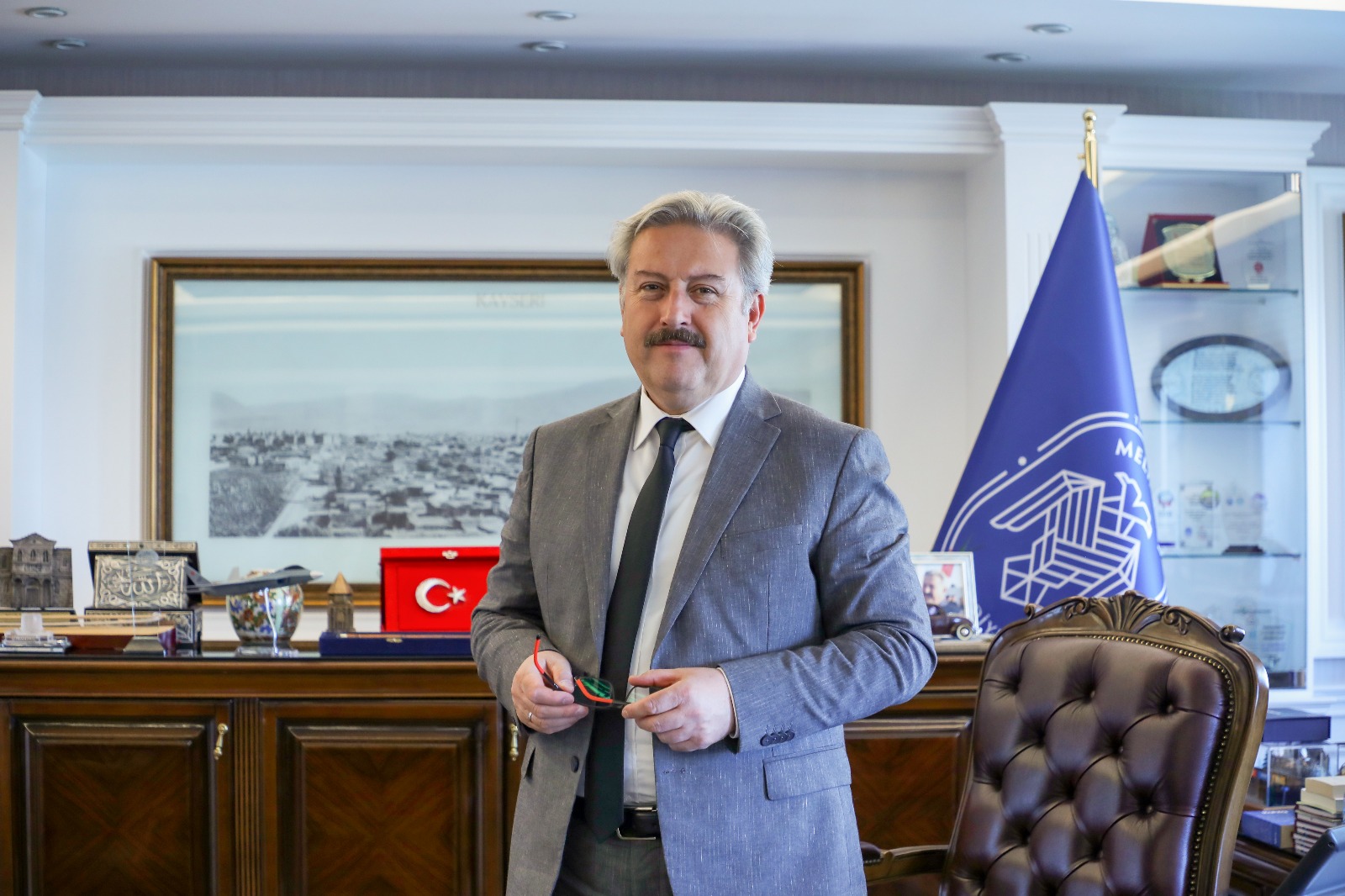 BAŞKAN PALANCIOĞLU BABALAR GÜNÜ’NÜ KUTLADI