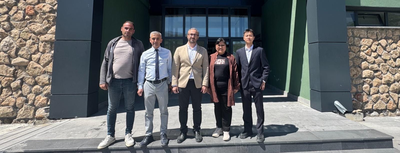 BÜYÜKŞEHİR’DEN ÇİNLİ YETKİLİLERE, ERCİYES İLE İLGİLİ KAPSAMLI KÜLTÜR VE TURİZM SUNUMU