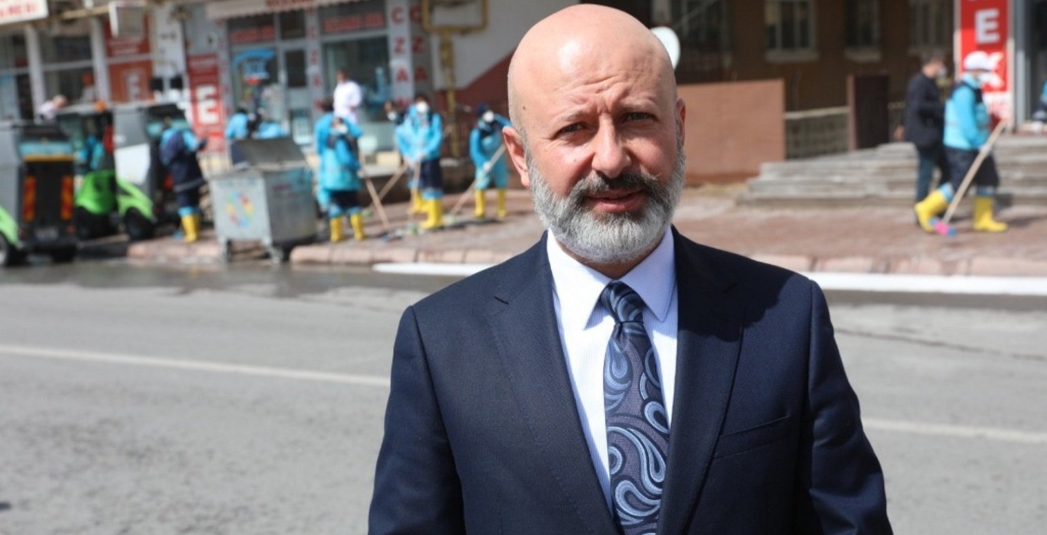 BAŞKAN ÇOLAKBAYRAKDAR: “TEMİZLİKTE TÜRKİYE’NİN EN MODERN FİLOSU KOCASİNAN’DA!”