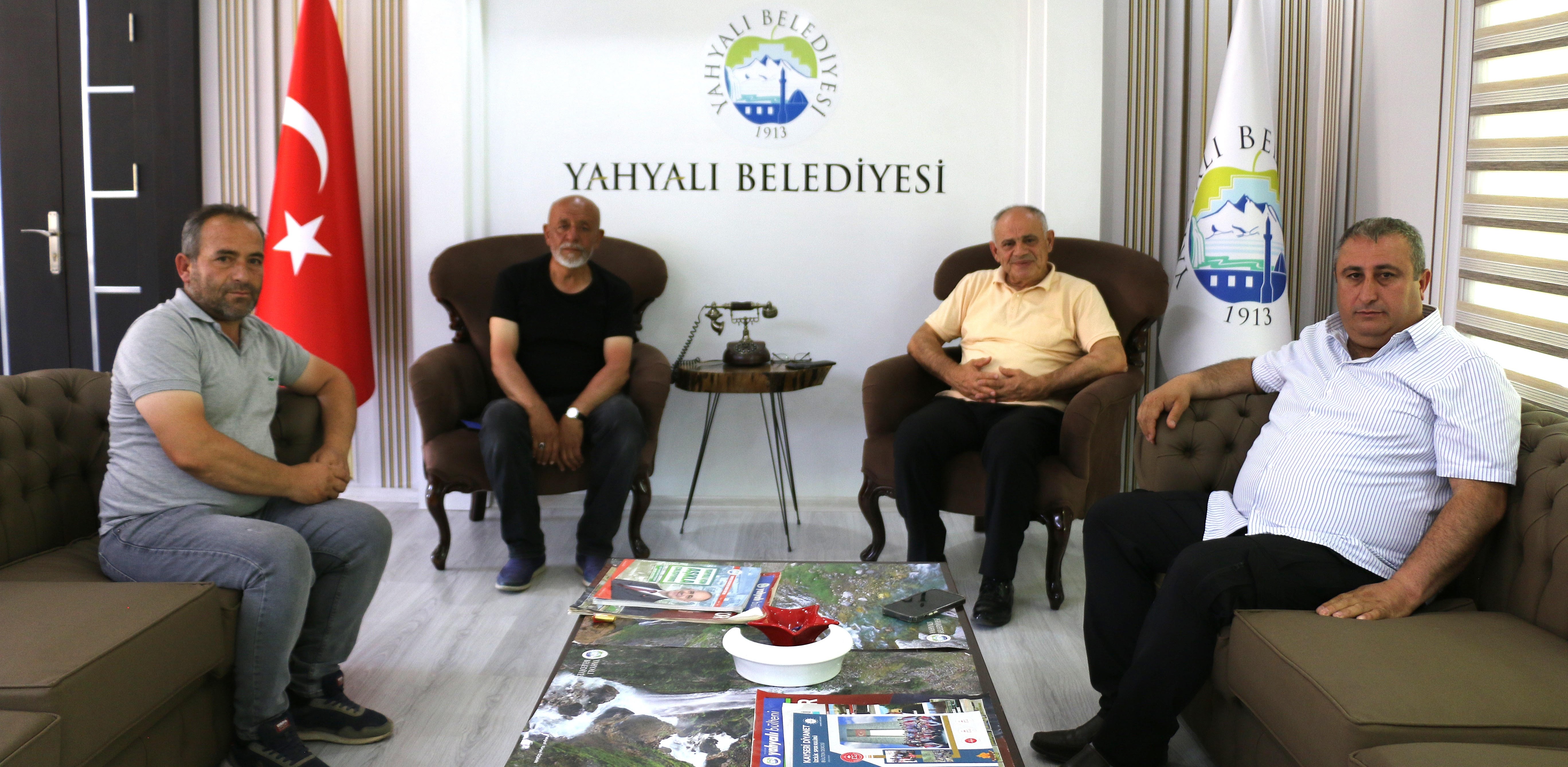 Kirazlı, Derebağ ve Çağlayan Mahalle Muhtarlarından Başkan Öztürk’e Teşekkür Ziyareti