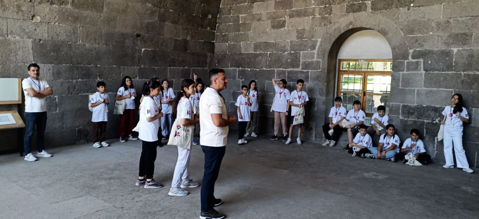 KAYSERİ BÜYÜKŞEHİR'İN YENİLEDİĞİ MÜZE, GENÇLERİN İLGİ ODAĞI OLUYOR