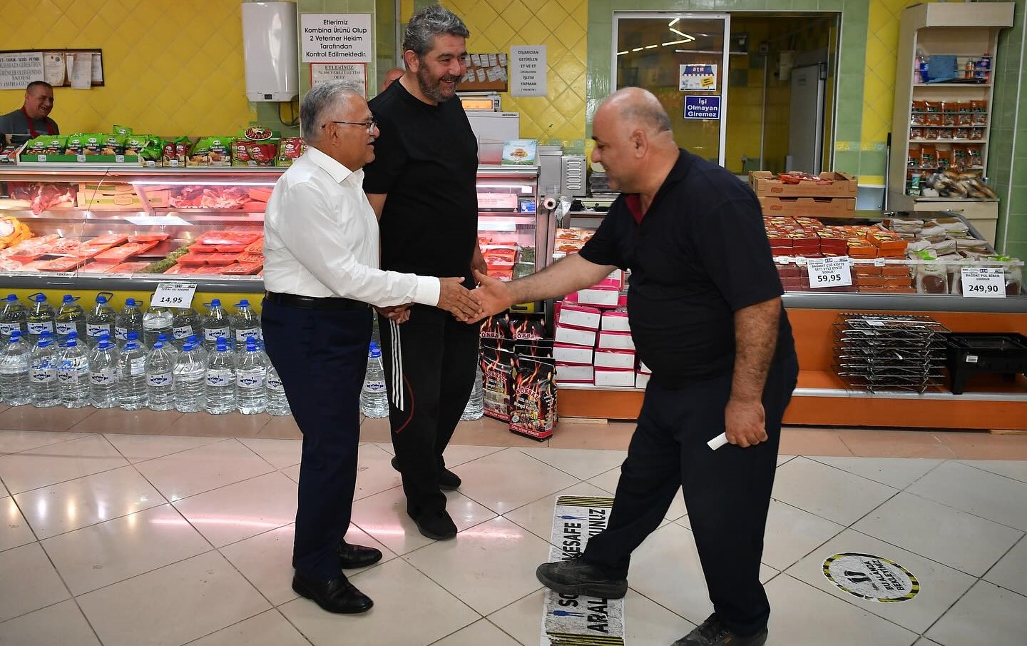 BAŞKAN BÜYÜKKILIÇ’TAN, TALAS’TA ESNAF ZİYARETLERİ