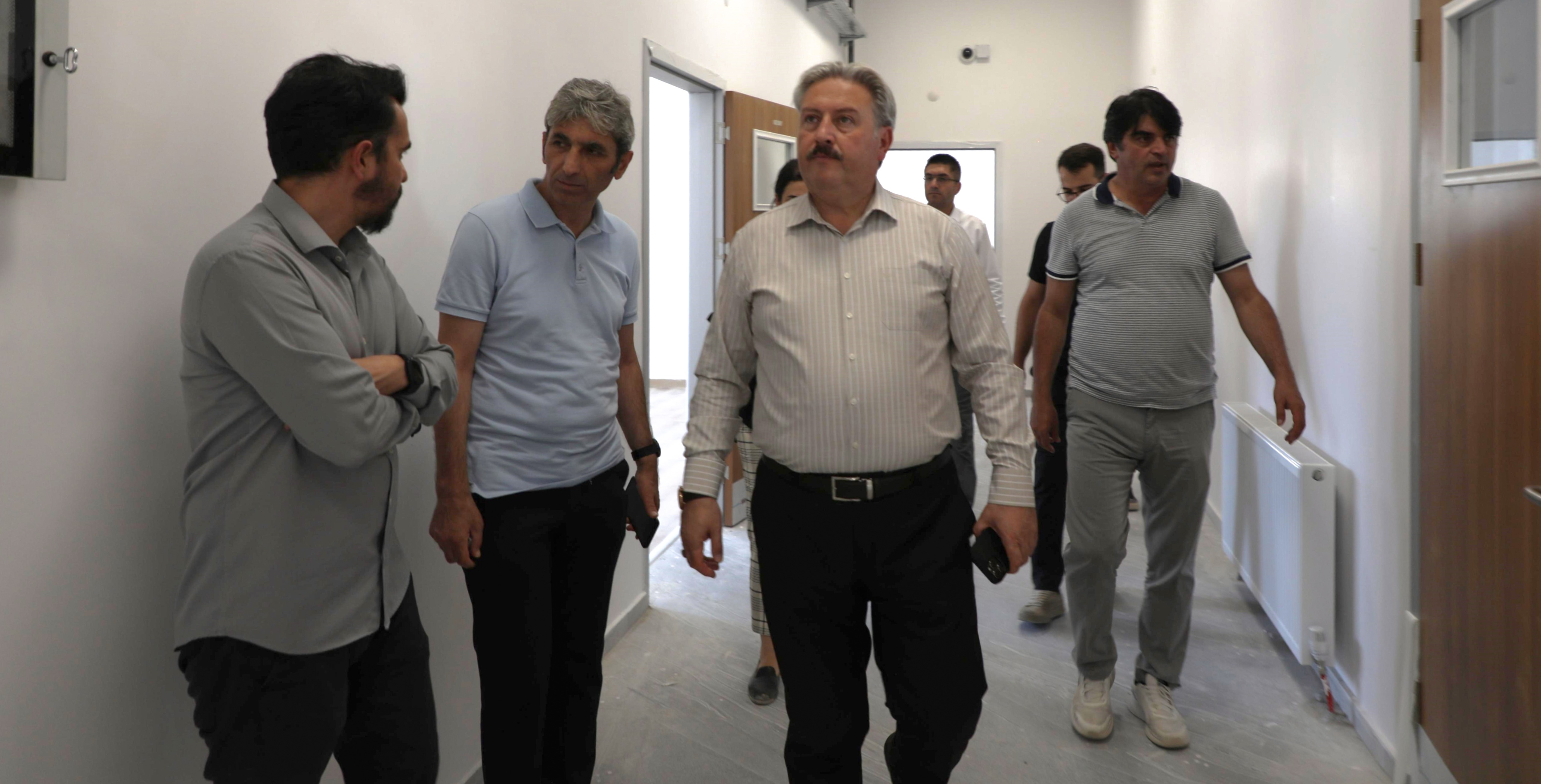 BAŞKAN PALANCIOĞLU KOCATEPE SOSYAL TESİS VE KUR’AN KURSU’NDA İNCELEME YAPTI
