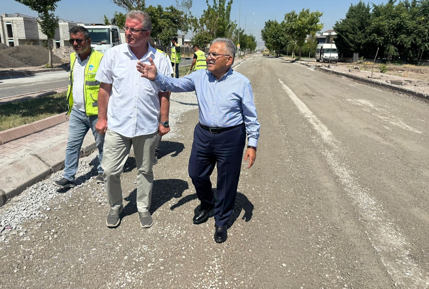 BAŞKAN BÜYÜKKILIÇ’TAN 25 MİLYON TL’LİK YOL YATIRIMINA YERİNDE İNCELEME