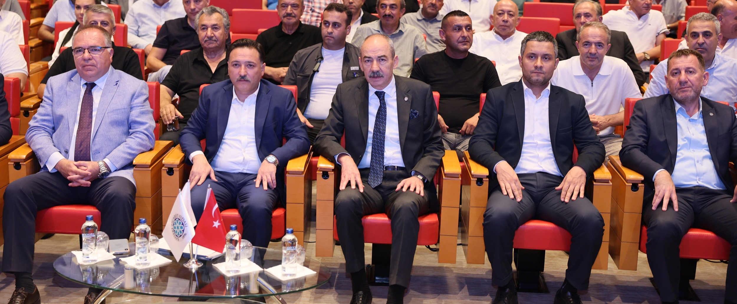 KAYSERİ VALİSİ GÖKMEN ÇİÇEK MECLİS KONUĞU OLDU