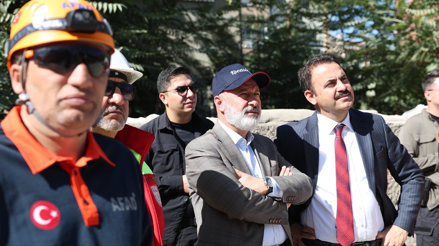 “DEPREM GERÇEĞİNİ UNUTMAYALIM, HER DAİM HAZIRLIKLI OLMALIYIZ”