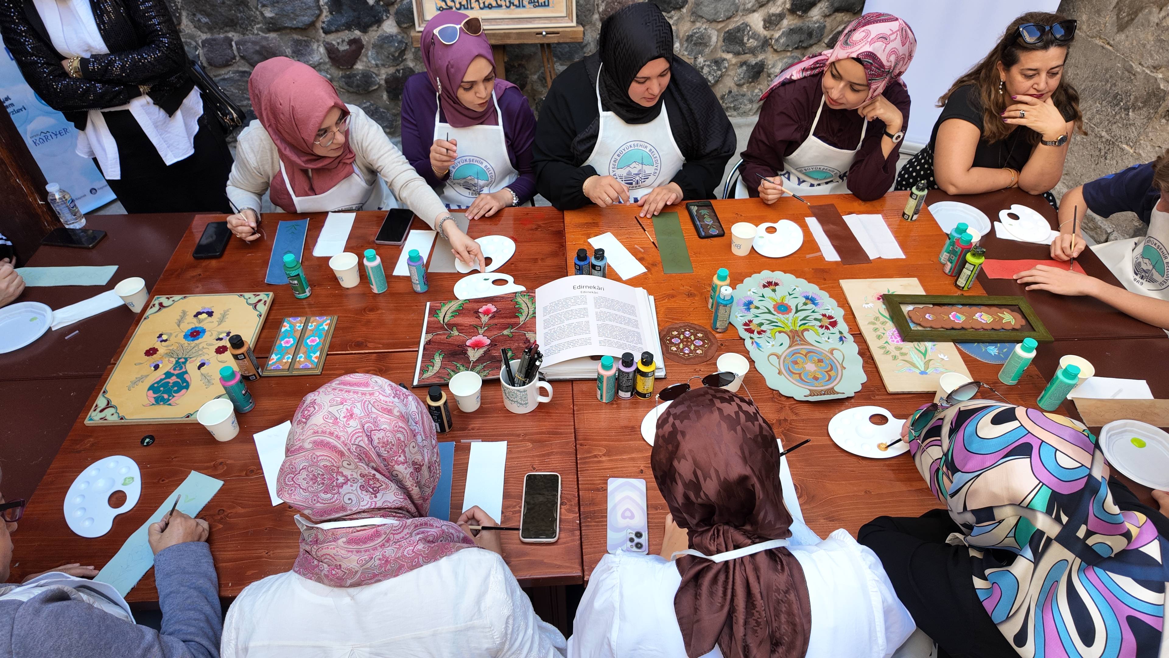 BÜYÜKŞEHİR KAYMEK, EDİRNEKÂRİ ETKİNLİĞİNDE VATANDAŞLARI SANATLA BULUŞTURDU