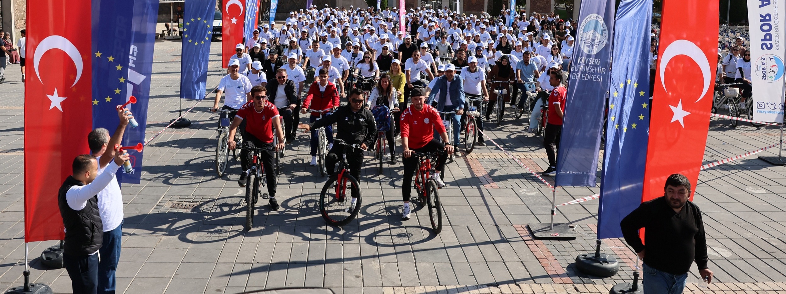 AVRUPA HAREKETLİLİK HAFTASI’NDA PEDALLAR SÜRDÜRÜLEBİLİR YARINLAR İÇİN ÇEVRİLDİ