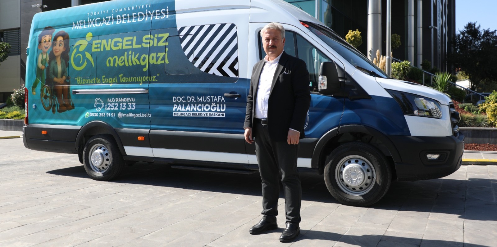 ENGELLİ DOSTU BELEDİYEDEN ‘ENGELSİZ MELİKGAZİ’ ARACI