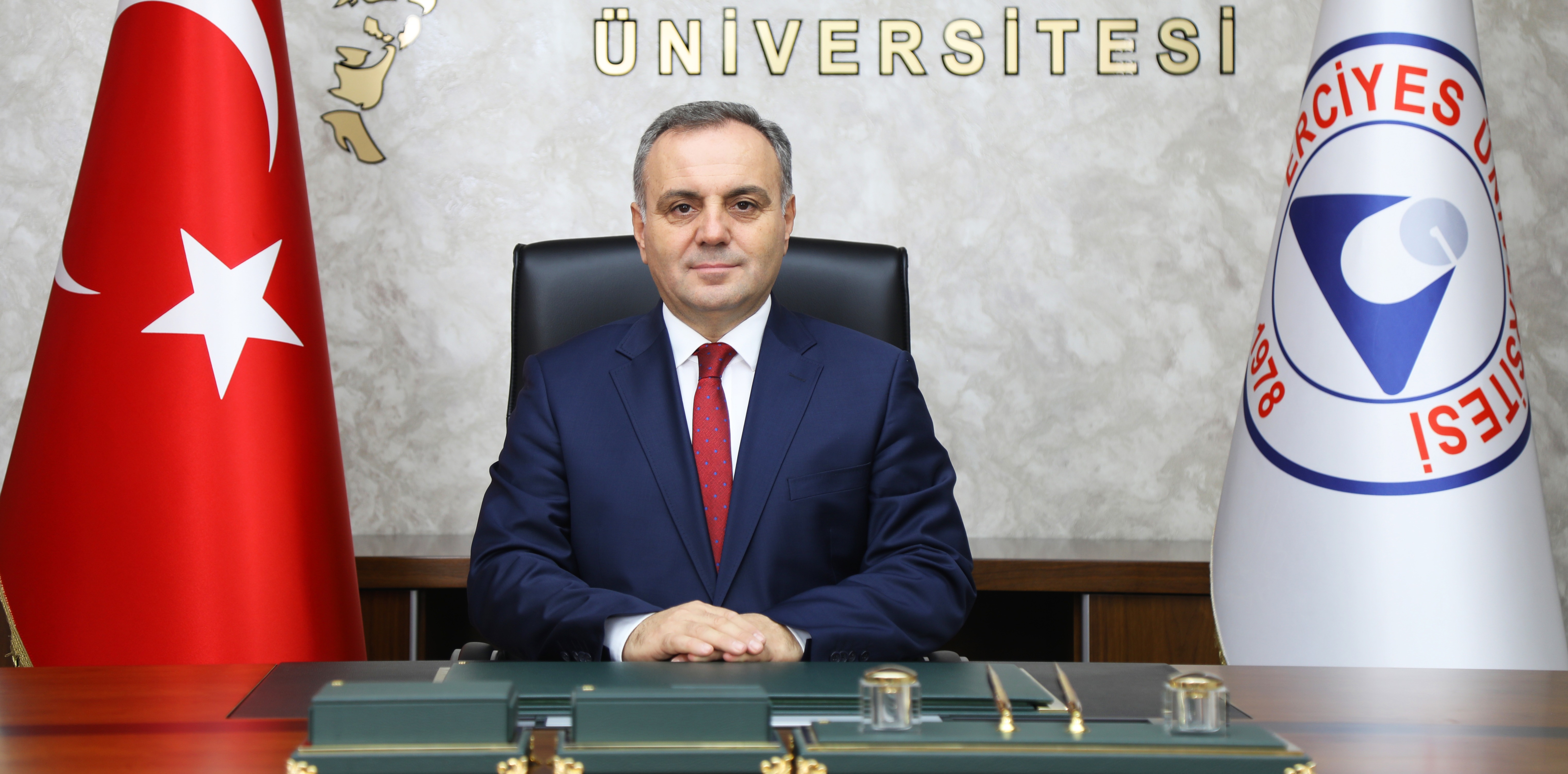 Rektör Prof. Dr. Fatih Altun'un 29 Ekim Cumhuriyet Bayramı Mesajı