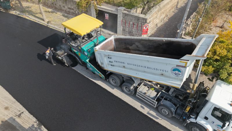 BÜYÜKŞEHİR’DEN ATATÜRK BULVARI’NA 5,9 MİLYON TL’LİK ASFALT YENİLEME ÇALIŞMASI