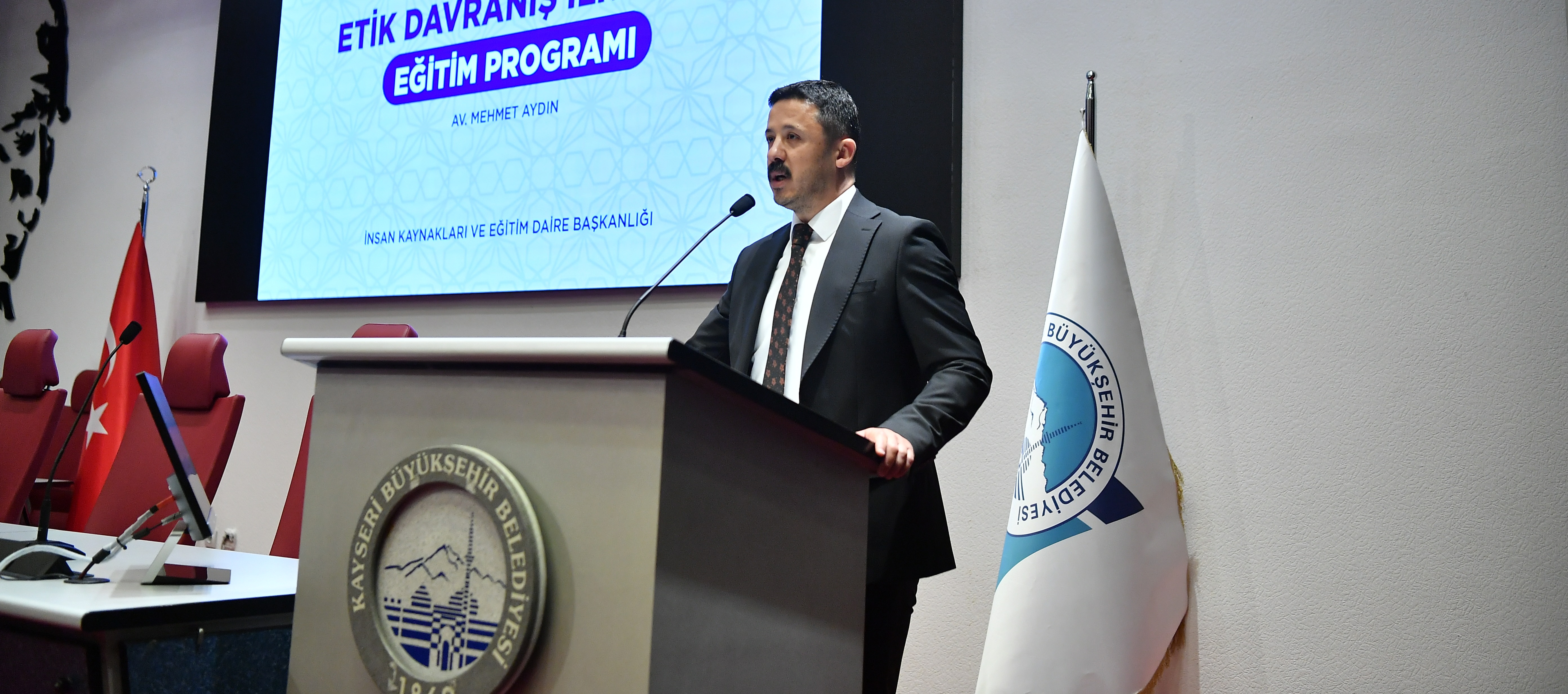 BÜYÜKŞEHİR’DEN PERSONELİNE “ETİK DAVRANIŞ İLKELERİ” EĞİTİMİ