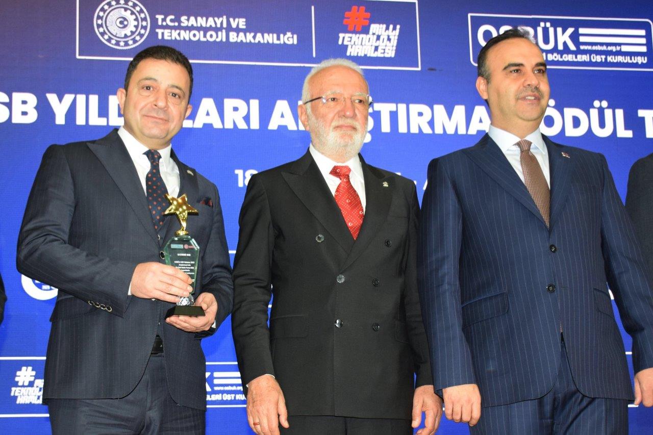 Kayseri OSB Başkanı Yalçın’a Sanayi ve Teknoloji Bakanı Kacır’dan Ödül