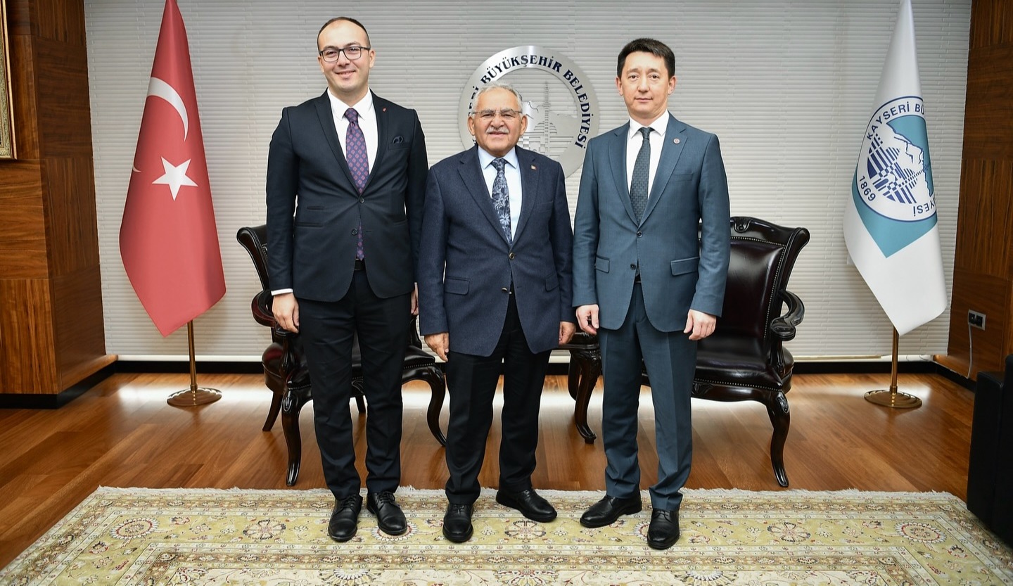 BAŞKAN BÜYÜKKILIÇ, TATARİSTAN TÜRKİYE TEMSİLCİSİ GATAULLİN’İ AĞIRLADI