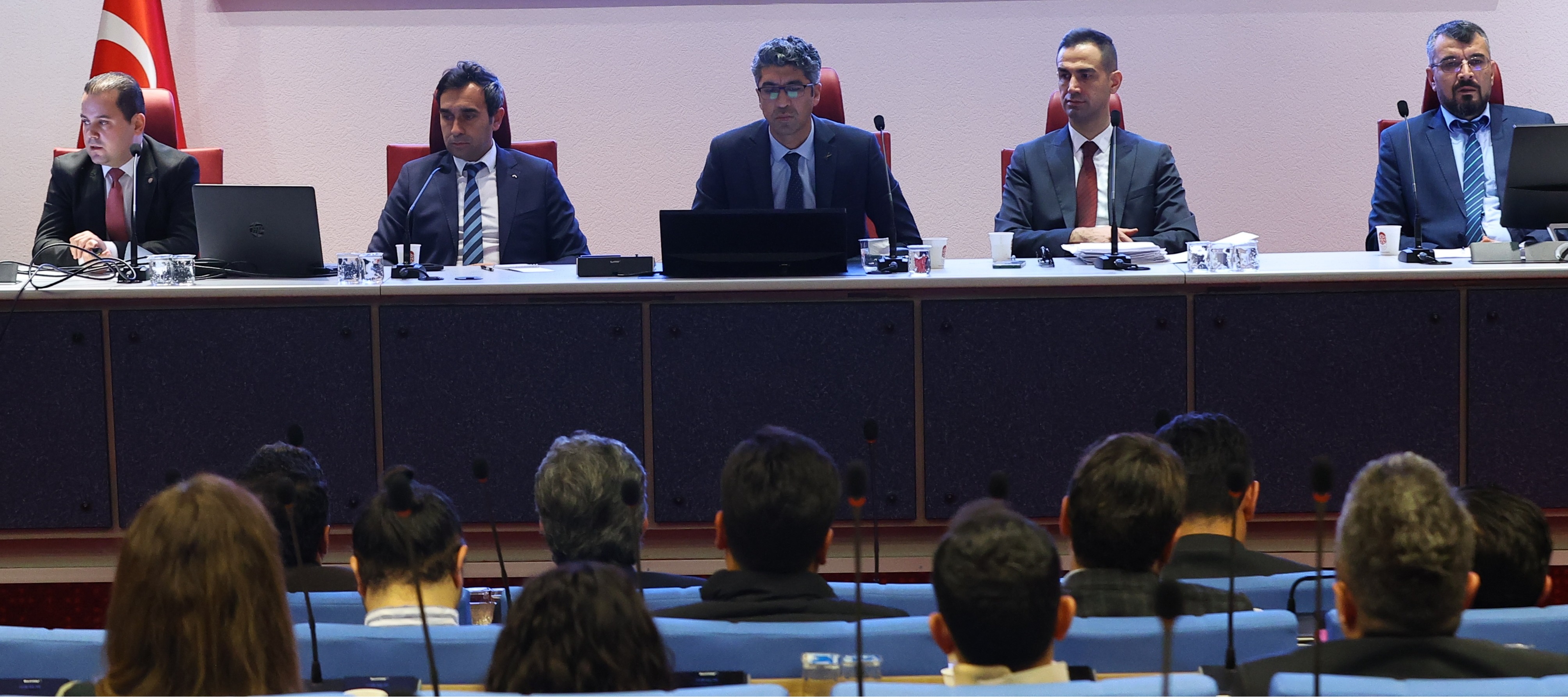 BÜYÜKŞEHİR VE SGK İŞ BİRLİĞİNDE BELEDİYE PERSONELİNE YÖNELİK BİLGİLENDİRME TOPLANTISI