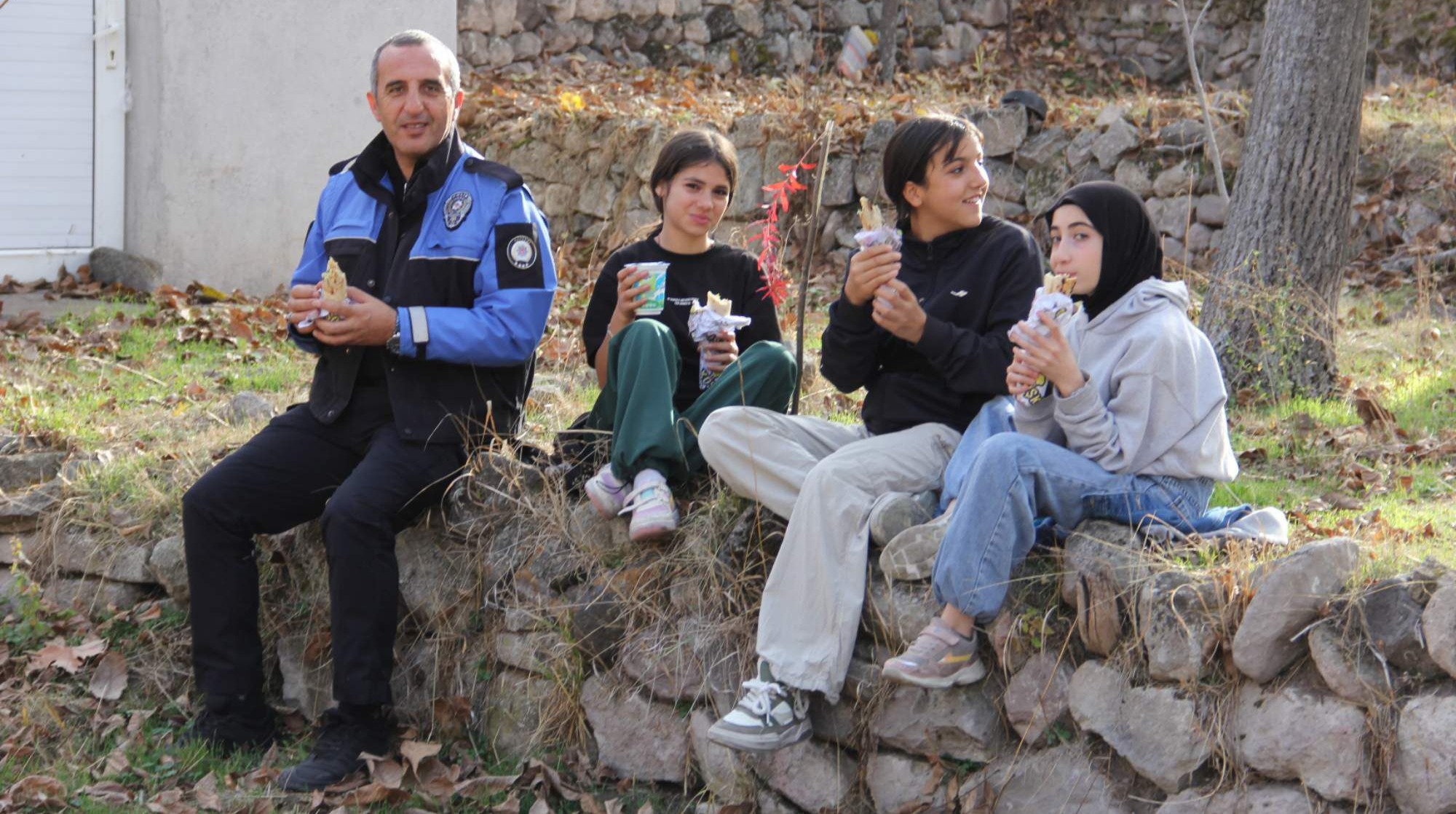 ÇOGEP Öğrencileri Koramaz Vadisi’nde Doğa Yürüyüşünde Buluştu