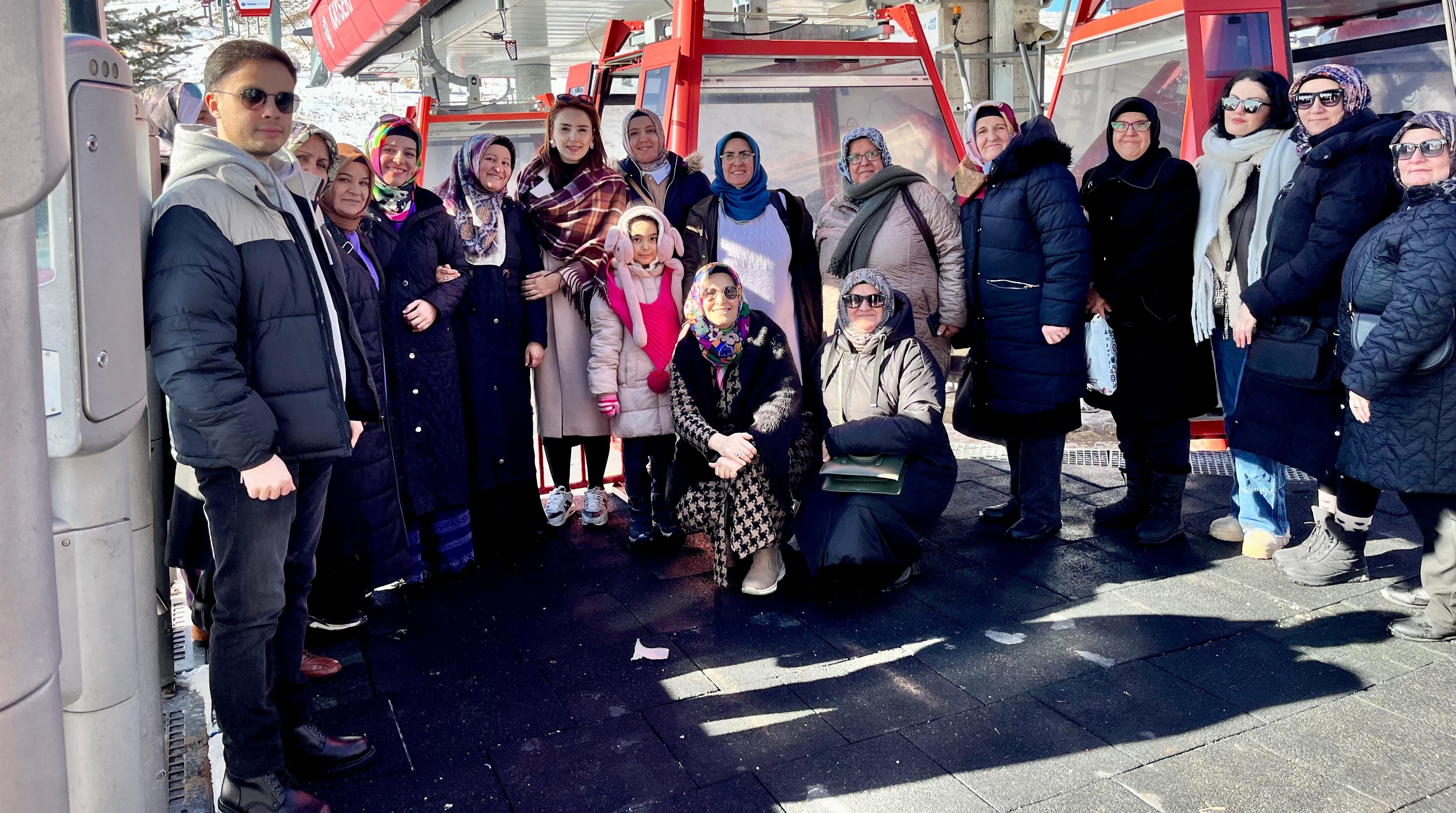 MELİKGAZİ BELEDİYESİ’NDEN ÖZEL GEREKSİNİMLİ BİREYLERE ERCİYES HAVASINDA ETKİNLİK