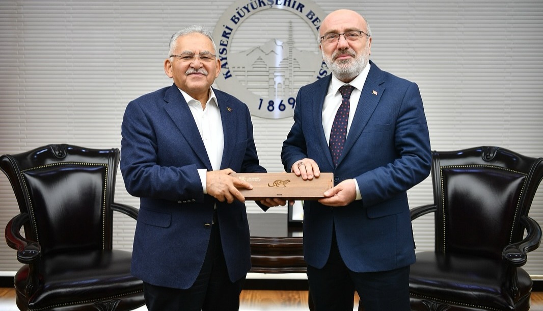 BAŞKAN BÜYÜKKILIÇ’A KAYÜ’DEN “GASTRONOMİ” TEŞEKKÜRÜ