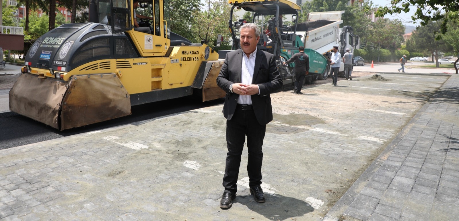 MELİKGAZİ BELEDİYESİ 2025 YILI ASFALT SEZONU BOYUNCA 80 KM YOL YAPTI