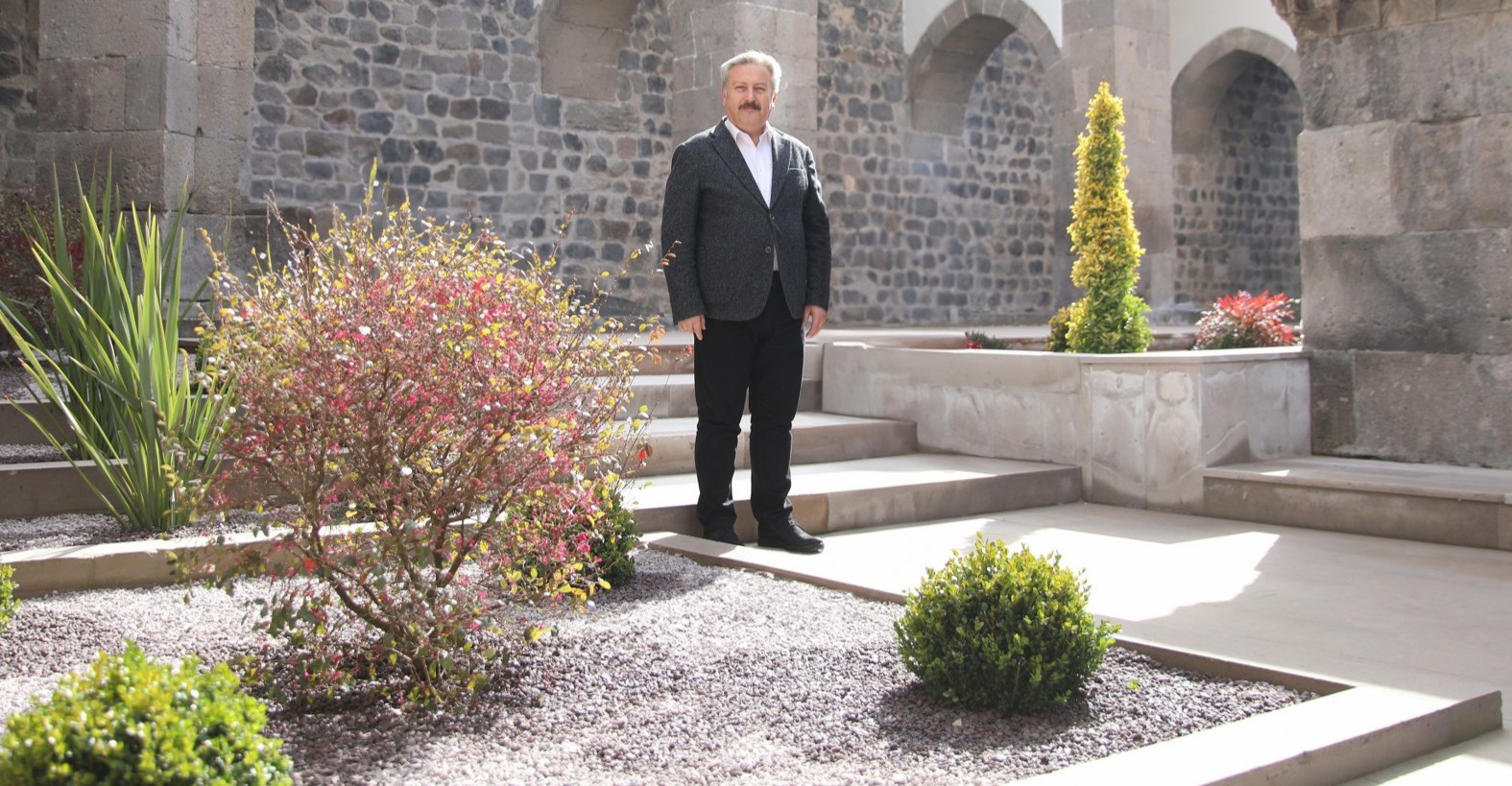 KÜLTÜREL MİRASI GELECEĞE TAŞIYOR