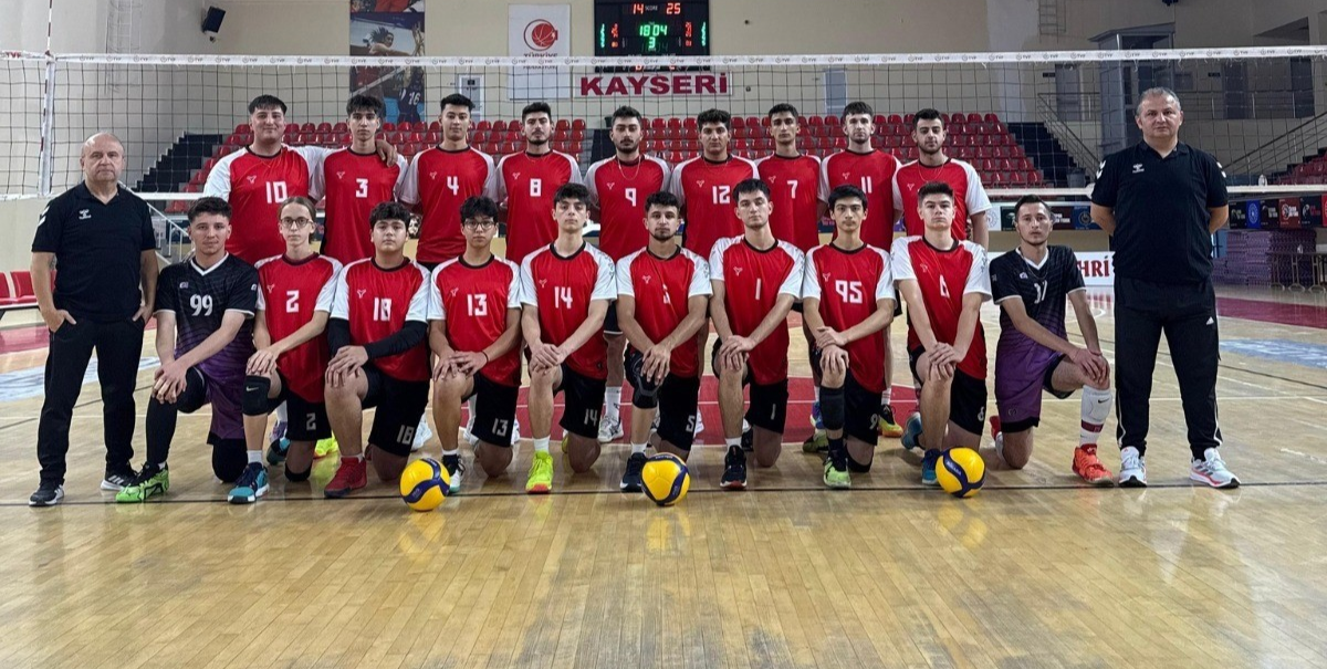 Elit Voleybol Konya’da mağlup oldu
