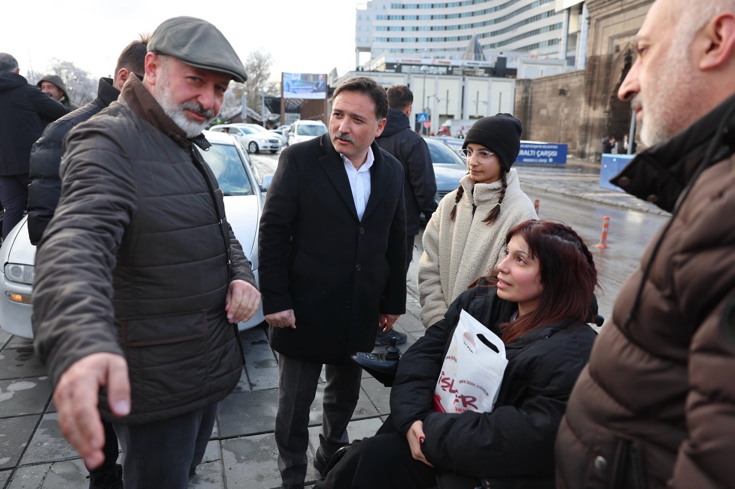 “KAR BEREKET VE RAHMETTİR, HİZMETİMİZ 24 SAAT DEVAM EDİYOR”