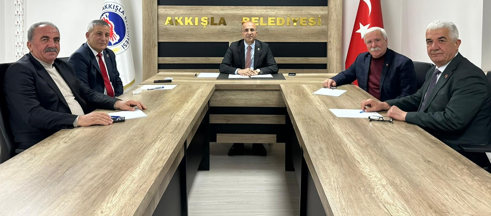 CHP Milletvekili Genç, ilçe belediye başkanları ile bir araya geldi