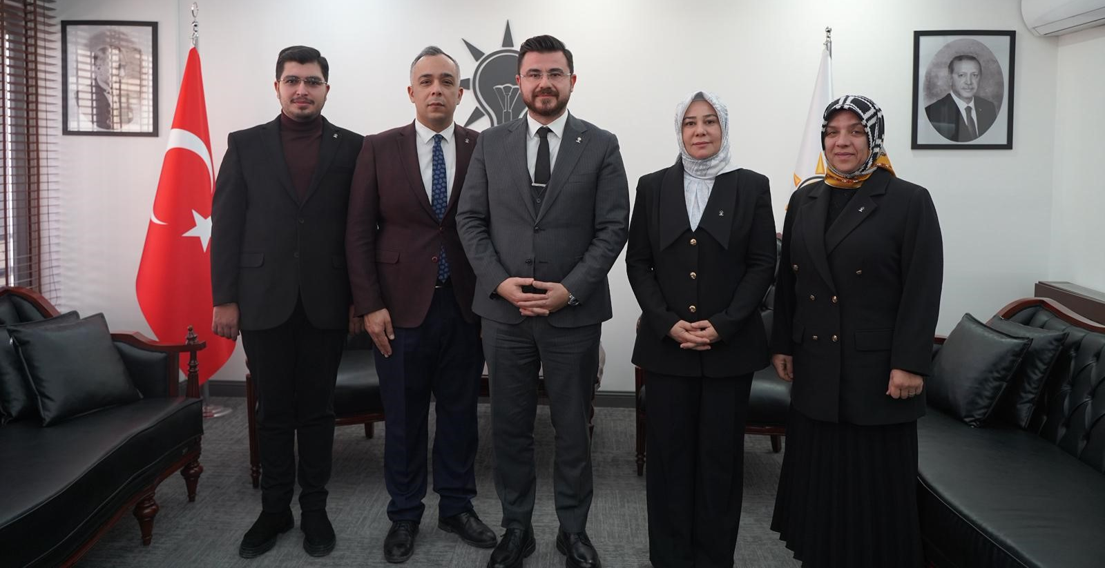 AK Parti Kayseri İl Başkanı Hüseyin Okandan: Parti Üye Sayıları İle İlgili Açıklama yaptı