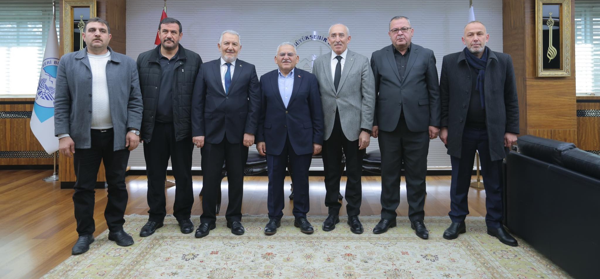 BAŞKAN BÜYÜKKILIÇ’A YOĞUN ZİYARETÇİ TRAFİĞİ