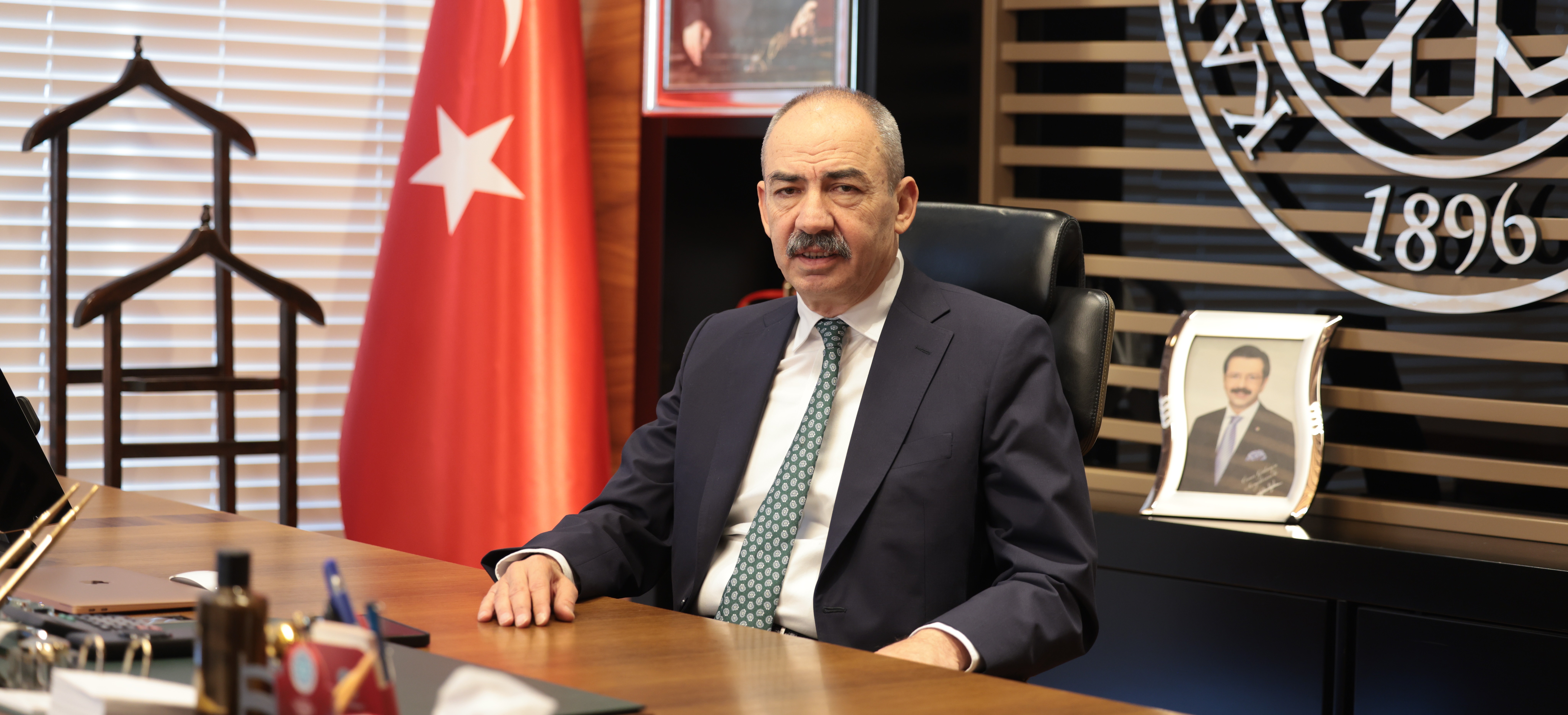 “BASIN, TOPLUMUN VİCDANI VE DEMOKRASİNİN TEMİNATIDIR”