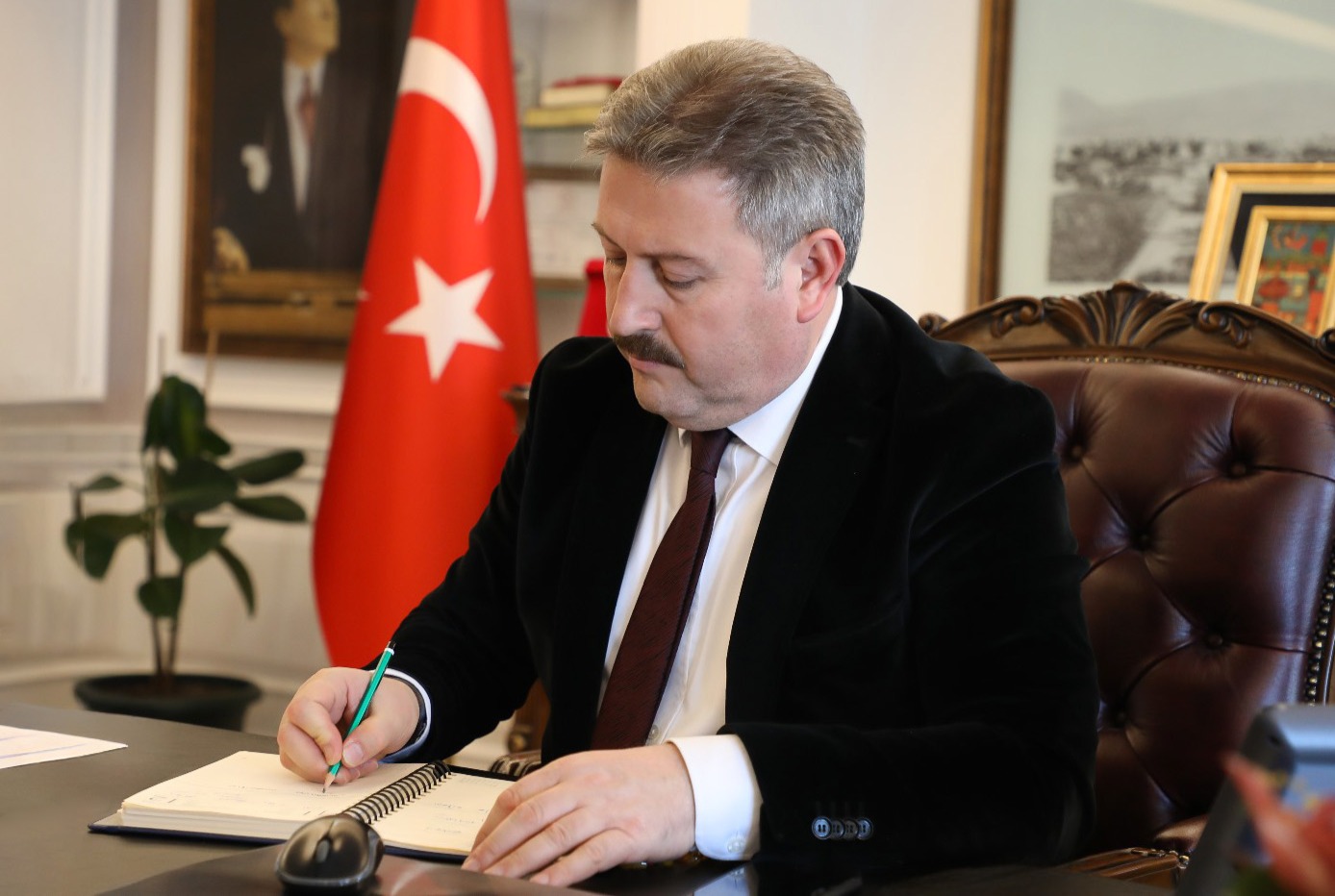 BAŞKAN PALANCIOĞLU’NDAN 10 OCAK ÇALIŞAN GAZETECİLER GÜNÜ TEBRİĞİ