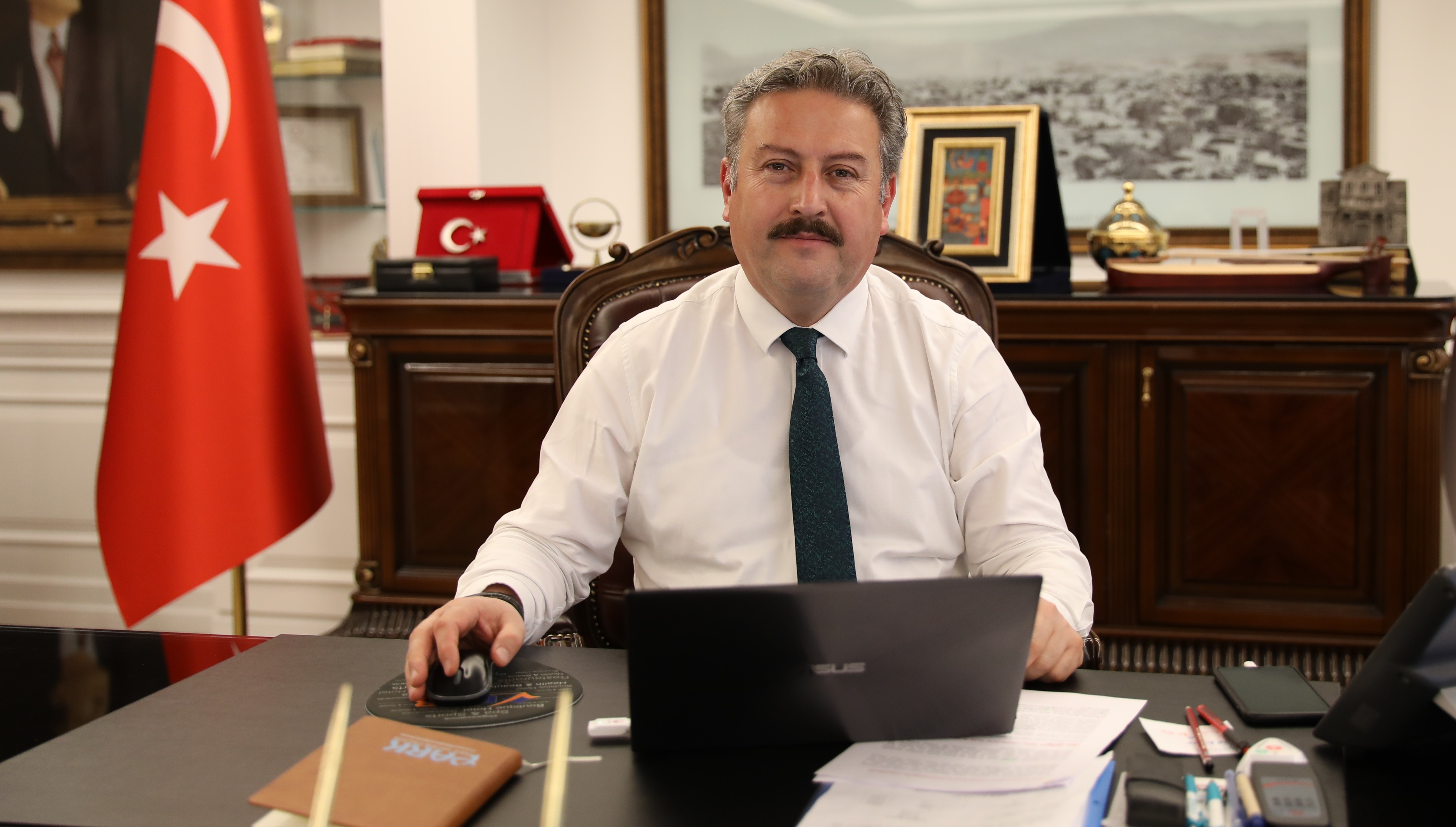 HAYDİ GENÇLER! TATİLDE HEM KAMP YAP HEM DE İNGİLİZCE ÖĞREN