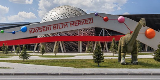 KAYSERİ BİLİM MERKEZİ, ETKİNLİKLERLE YARIYILDA ÖĞRENCİLERLE