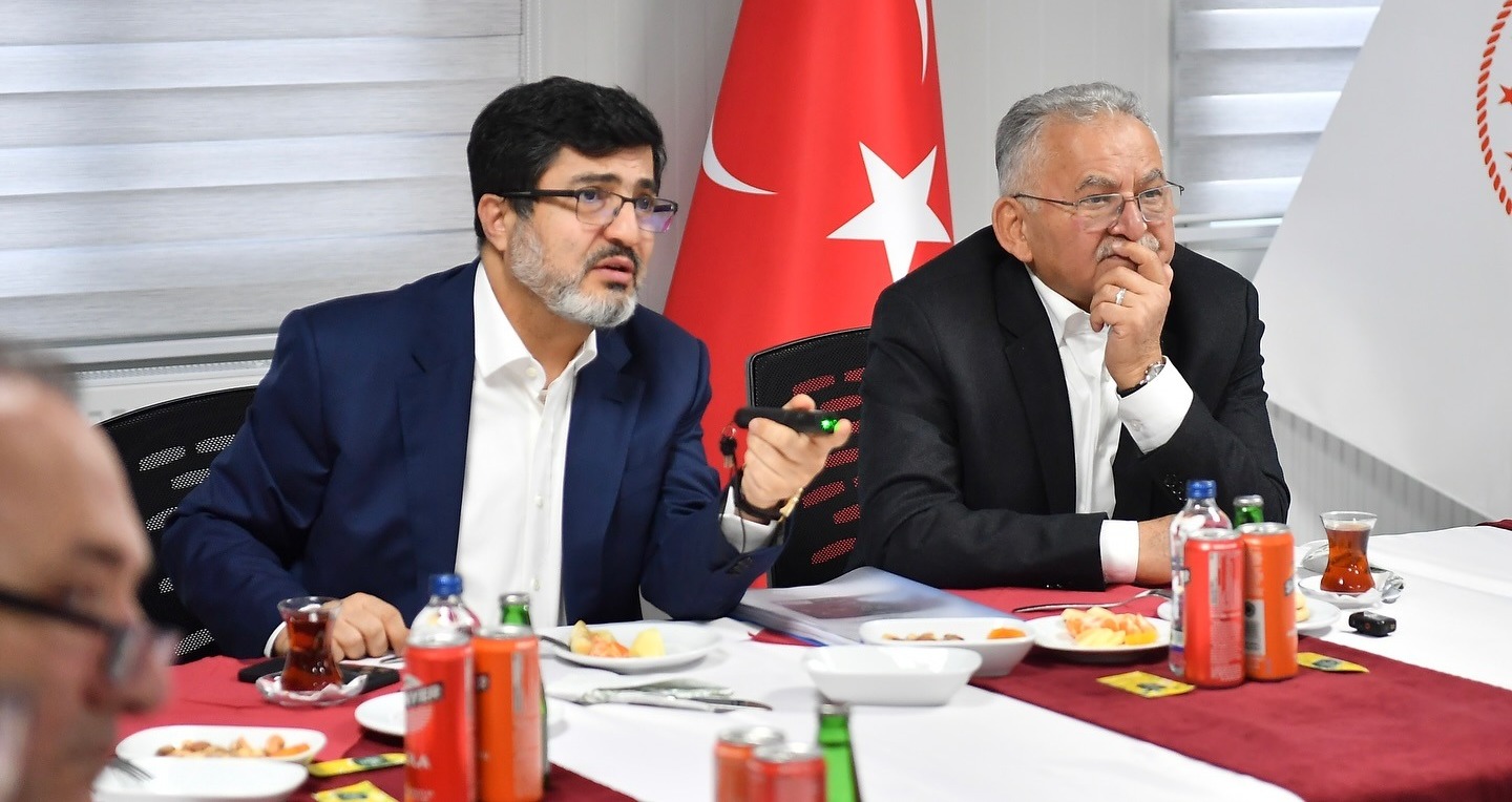 BAŞKAN BÜYÜKKILIÇ İLE GENEL MÜDÜR EYİGÜN’DEN YHT PROJESİNE YAKIN TAKİP