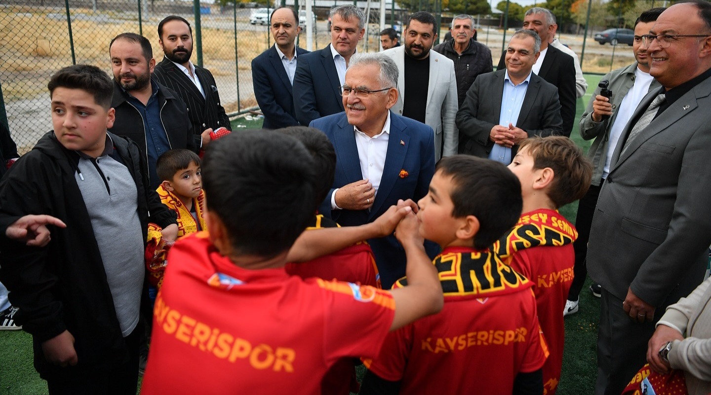 GENÇ DOSTU BAŞKAN BÜYÜKKILIÇ’TAN KIRSALDA 97 MİLYON TL’LİK 106 PROJE