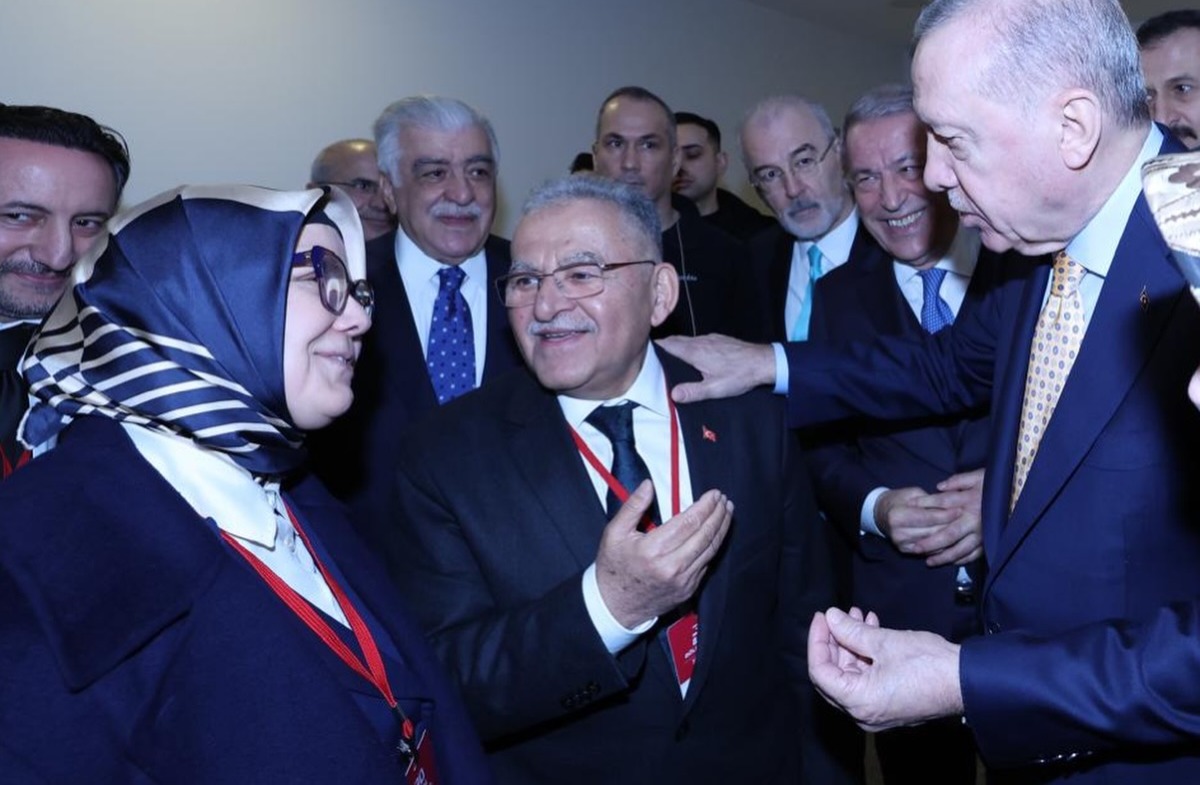 BAŞKAN BÜYÜKKILIÇ, CUMHURBAŞKANI ERDOĞAN İLE 30 BİN KM BÖLÜNMÜŞ YOL TÖRENİ’NDE GÖRÜŞTÜ