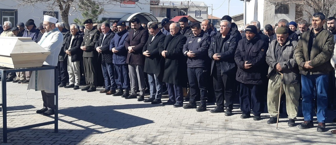 Almanya’da hayatını kaybeden Kıbrıs gazisi, Kayseri’de son yolculuğuna uğurlandı