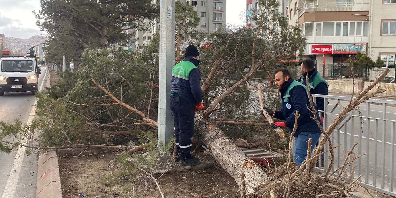KAYSERİ BÜYÜKŞEHİR, RÜZGÂRA KARŞI TEYAKKUZDA
