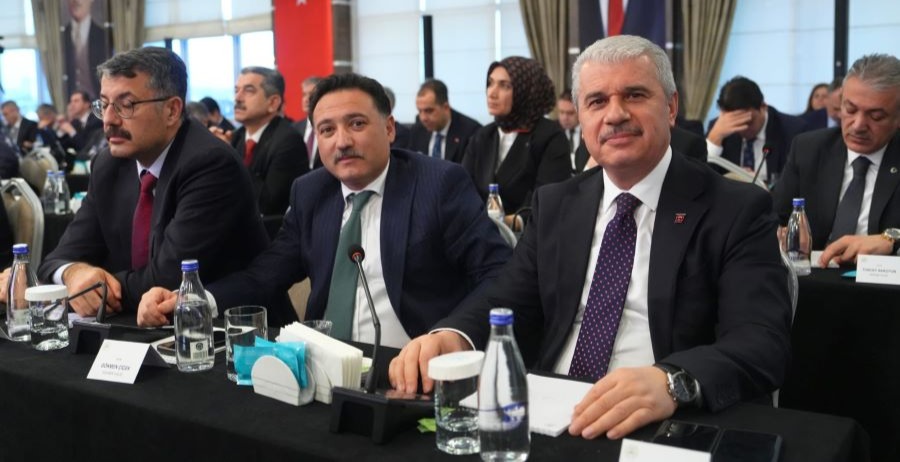 Kayseri Valisi Gökmen Çiçek, İçişleri Bakanı Mustafa Çiftçi'nin başkanlığında düzenlenen Valiler buluşmasına katıldı. 