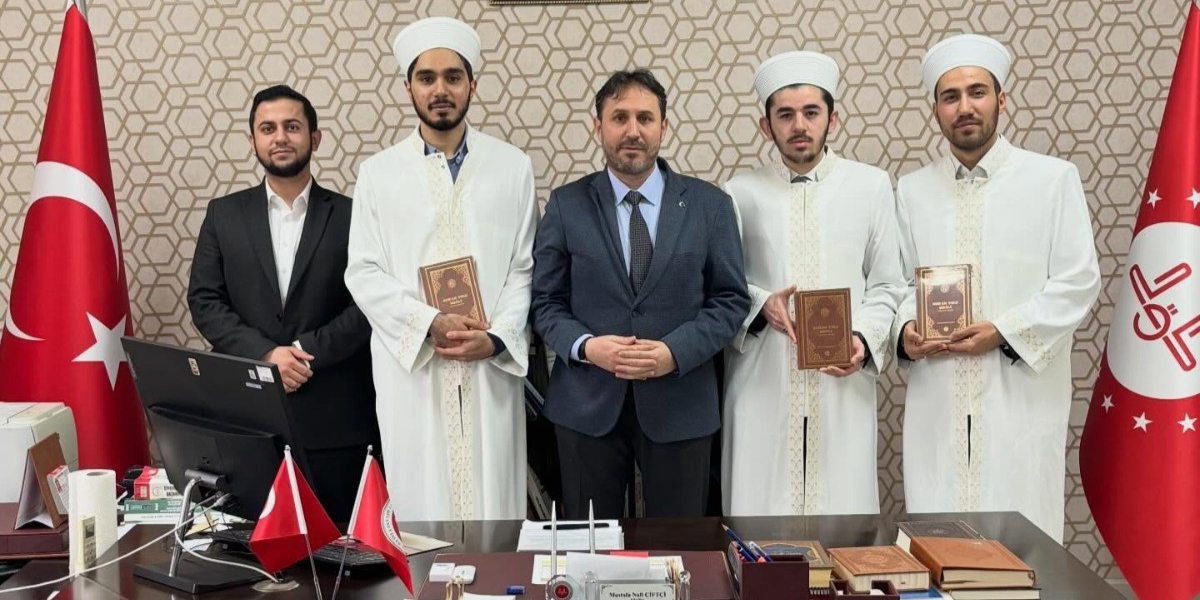 Yeşilhisar’da din görevlilerine cübbe ve sarık merasimi