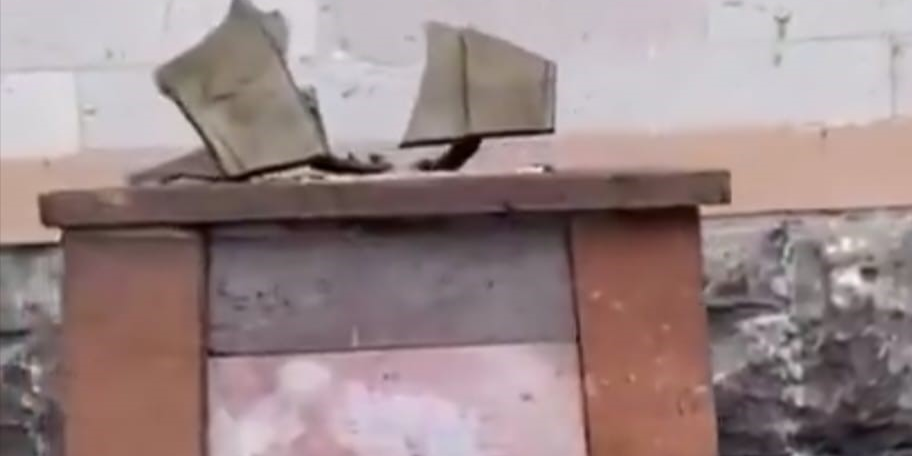 Kayseri’de Atatürk büstüne baltalı saldırı