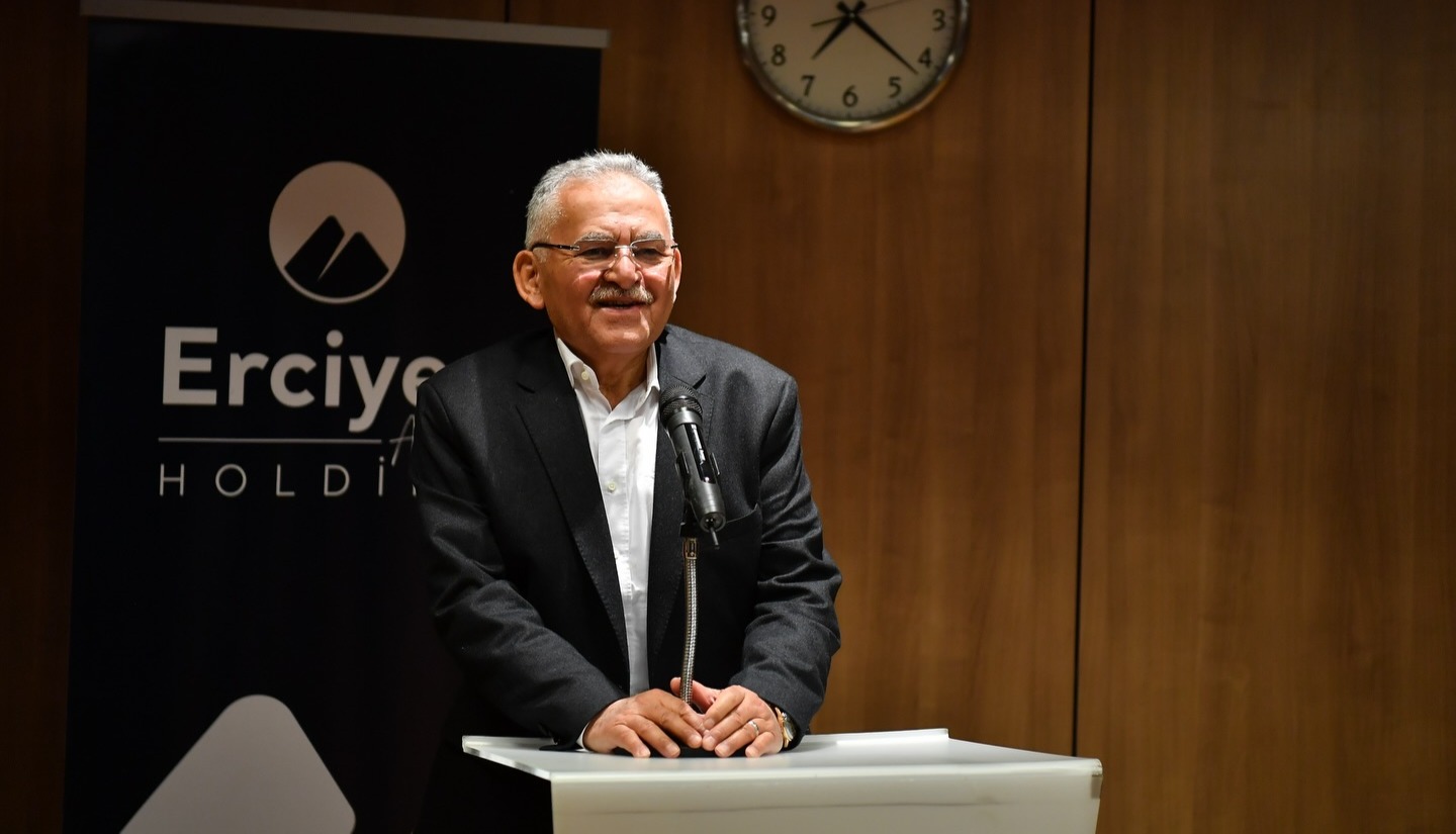 BAŞKAN BÜYÜKKILIÇ, İŞ DÜNYASI İLE İFTAR SOFRASINDA BULUŞTU