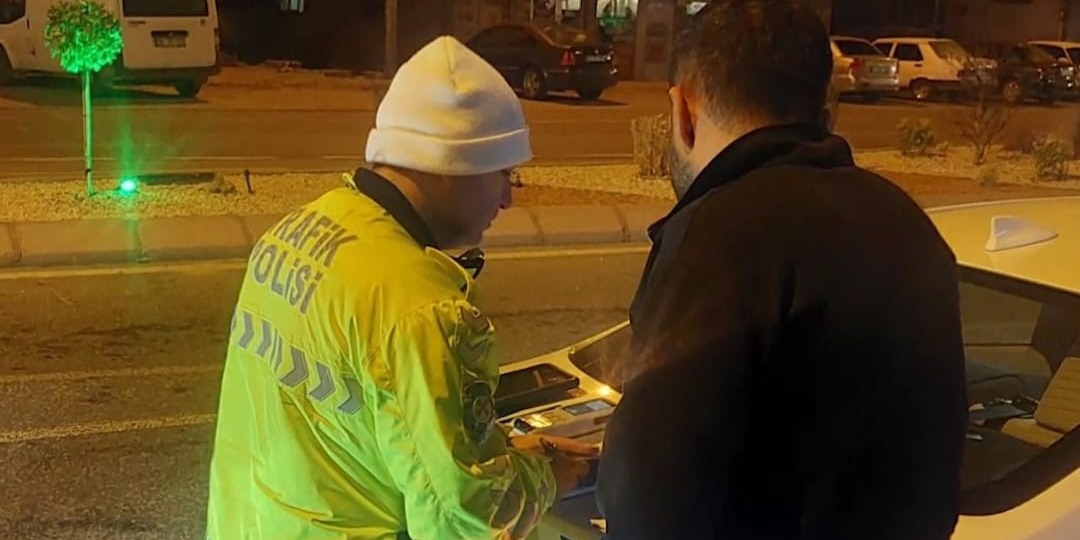 Trafik denetimlerinde 1 haftada 1164 sürücüye ceza