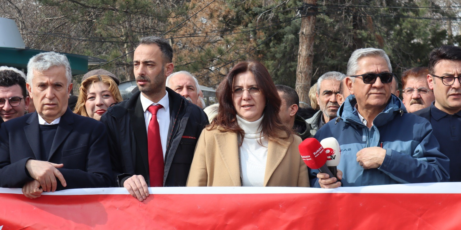 CHP İl Başkanı Özer, Ekrem İmamoğlu’nun mektubunu okudu