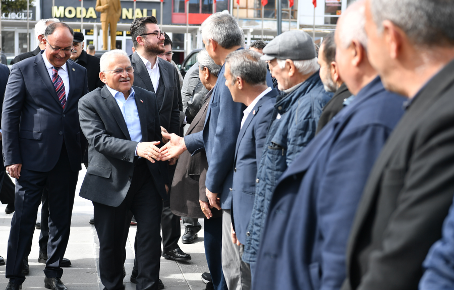 BAŞKAN BÜYÜKKILIÇ’TAN TOMARZA VE BÜNYAN’DA RAMAZAN-I ŞERİF BULUŞMALARI: “ÜRETENİN HİZMETKÂRIYIZ”