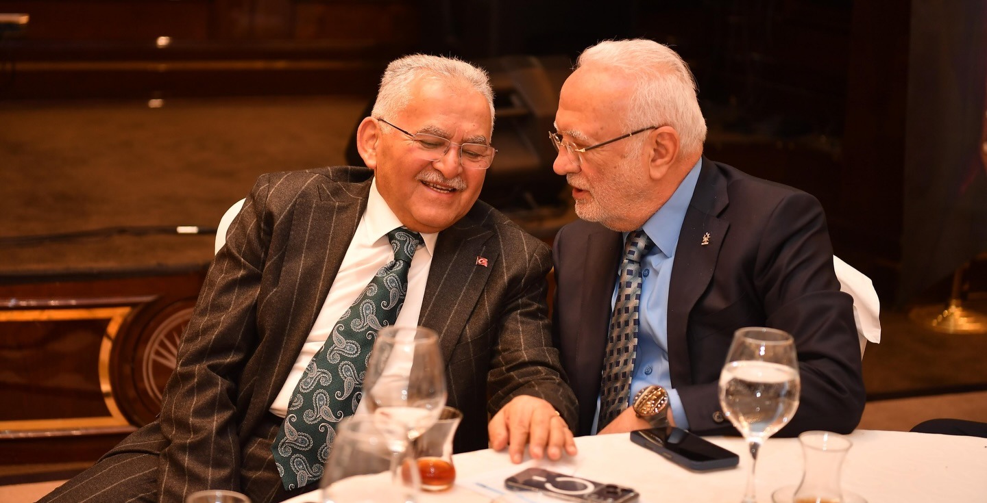 BAŞKAN BÜYÜKKILIÇ, İFTAR BULUŞMALARINA BAŞKENTTEKİ HEMŞEHRİLERİ İLE DEVAM ETTİ