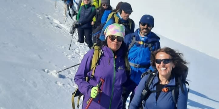 Dağcılardan Lifos Dağı’na Kadınlar Günü tırmanışı