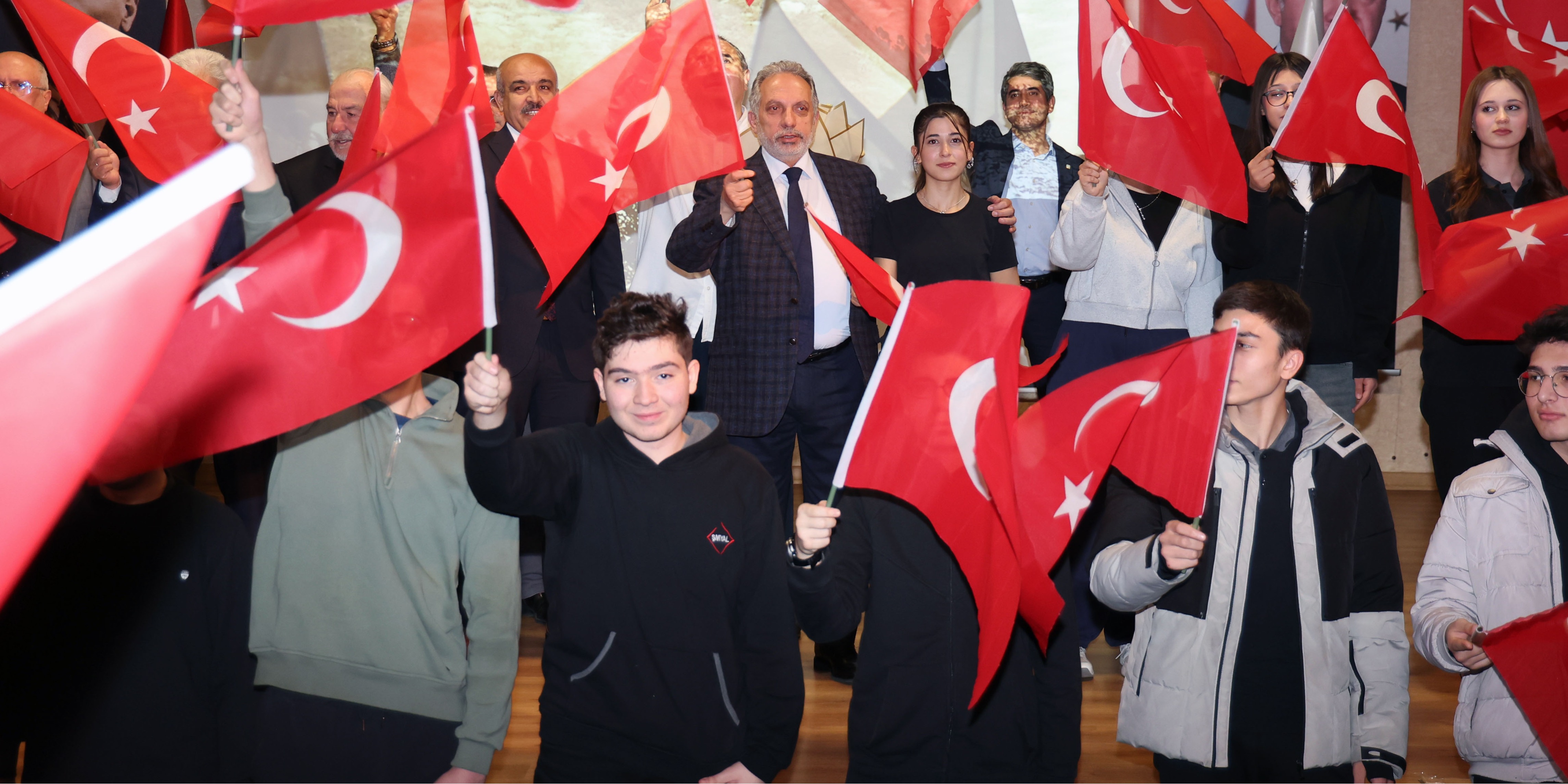 TALAS'TA DUYDU DOLU İSTİKLAL MARŞI VE ÇANAKKALE ZAFERİ ANMA PROGRAMI
