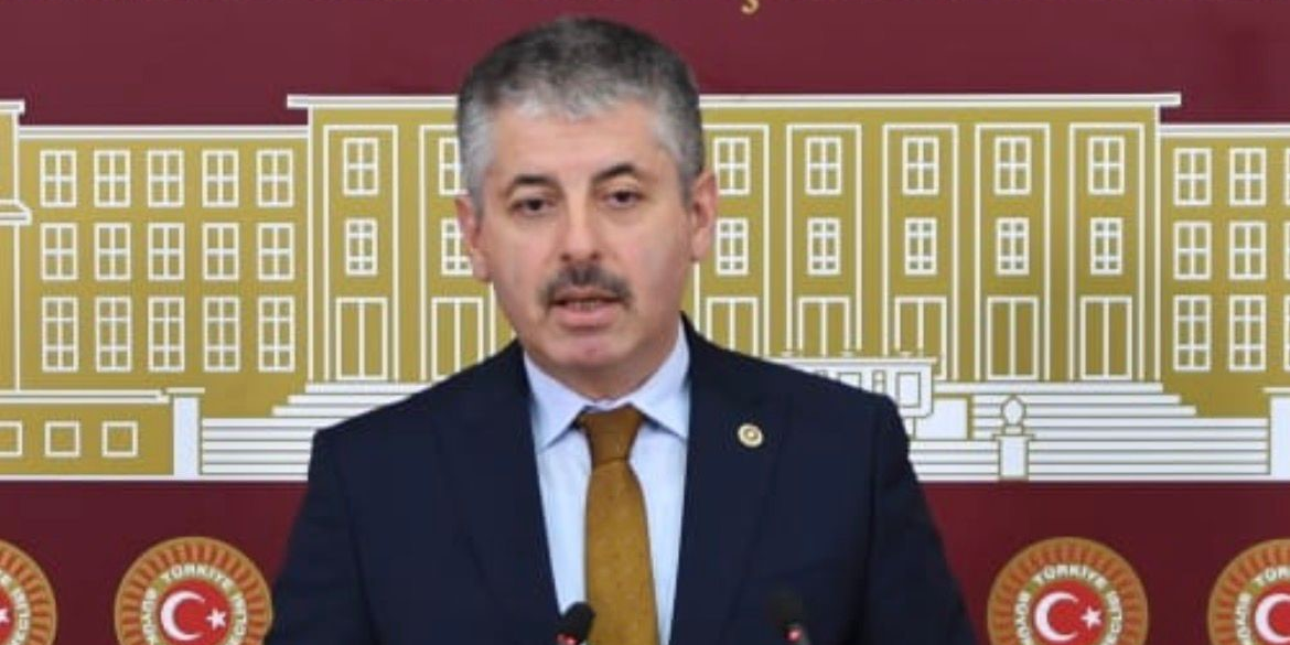 ÇOPUROĞLU: “BAYRAMLAR, BİRLİK VE KARDEŞLİĞİMİZİ PEKİŞTİREN EN GÜZEL ZAMANLARDIR”